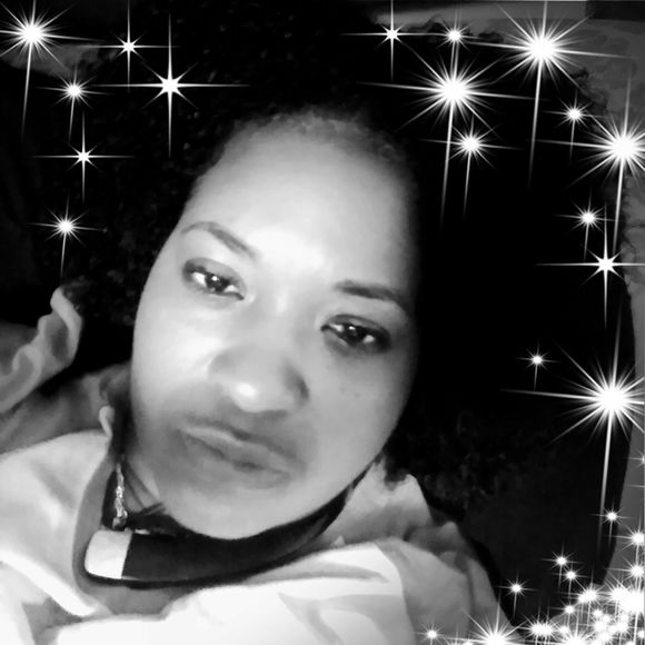 Meet your Posher, Kenisha - Picture 1 of 1